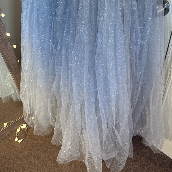 MAC DUGGAL
Blue Glitter One-Shoulder Ombre Gown with Bow - Picture 10 of 13